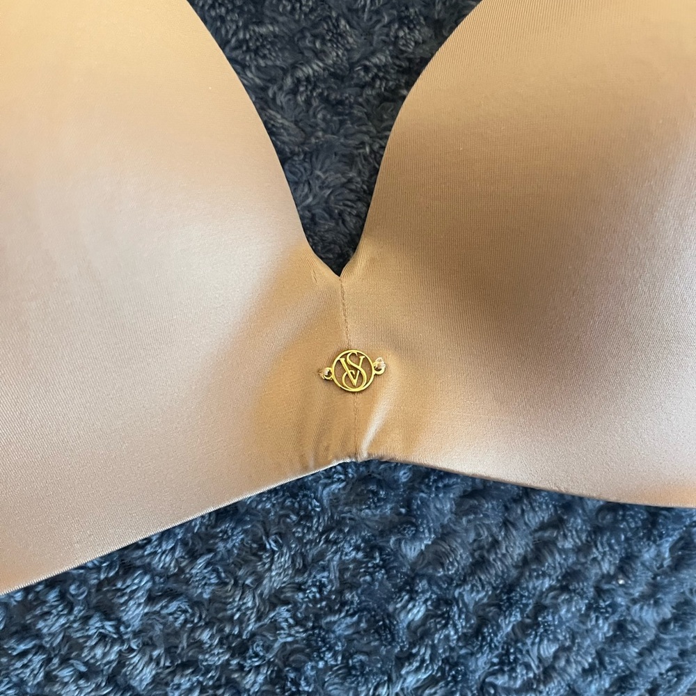 Victoria's Secret Brown Plunge Bra